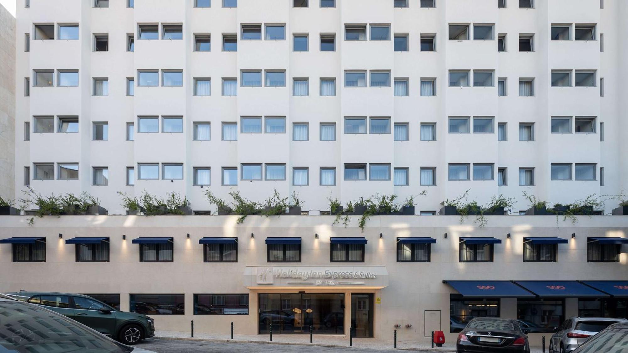 Holiday Inn Express & Suites Lisbon - Principe Real By Ihg, Lisbon